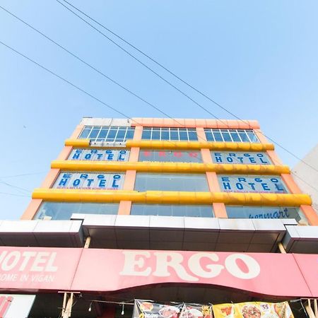 Reddoorz Plus Near Vigan City Commercial Center Ngoại thất bức ảnh