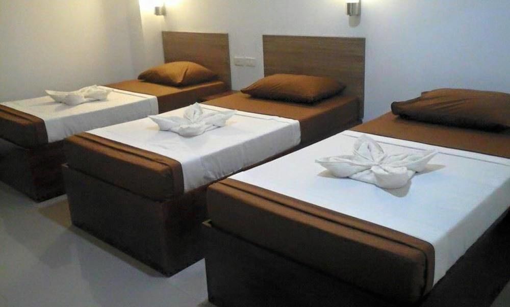 Reddoorz Plus Near Vigan City Commercial Center Ngoại thất bức ảnh