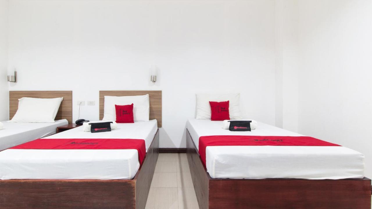 Reddoorz Plus Near Vigan City Commercial Center Ngoại thất bức ảnh