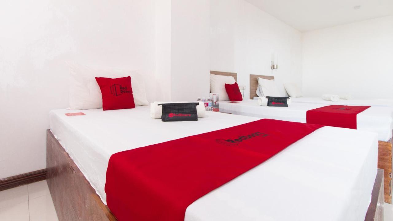 Reddoorz Plus Near Vigan City Commercial Center Ngoại thất bức ảnh