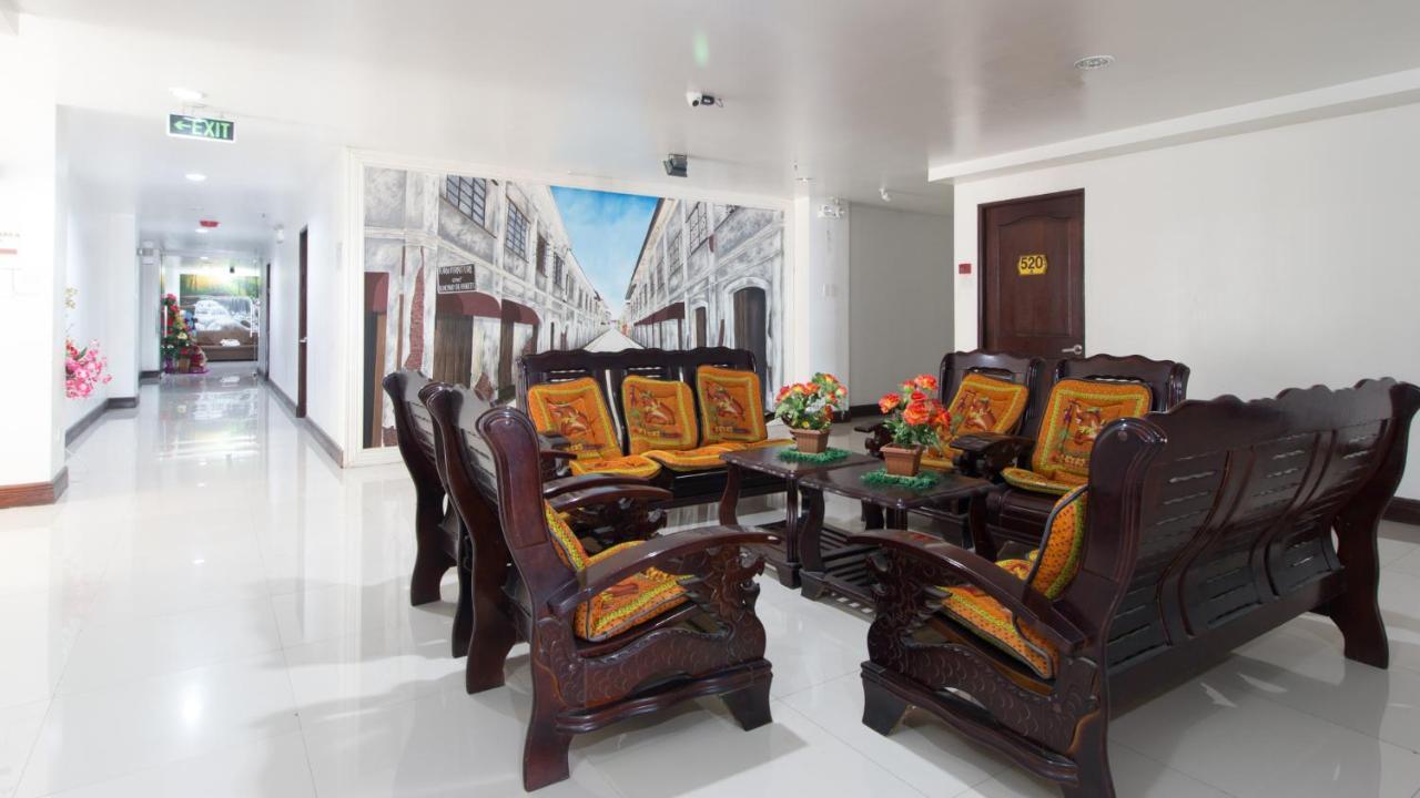 Reddoorz Plus Near Vigan City Commercial Center Ngoại thất bức ảnh