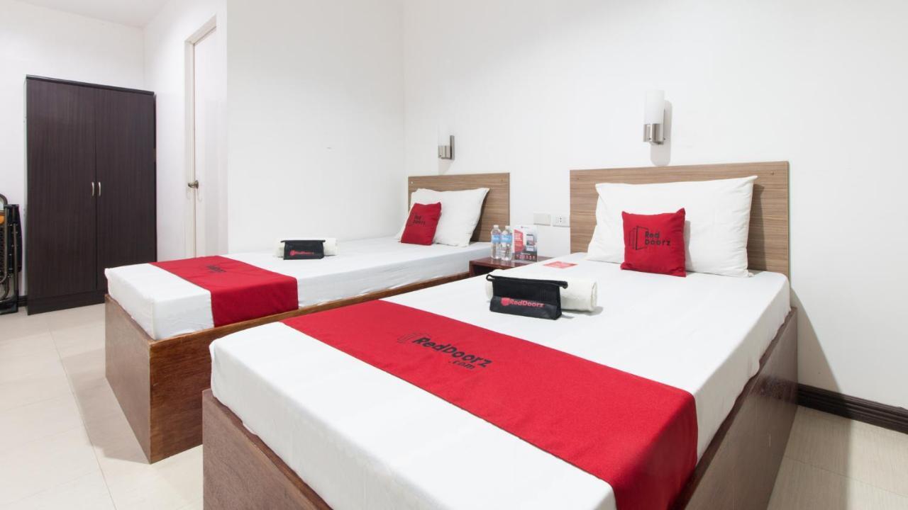 Reddoorz Plus Near Vigan City Commercial Center Ngoại thất bức ảnh