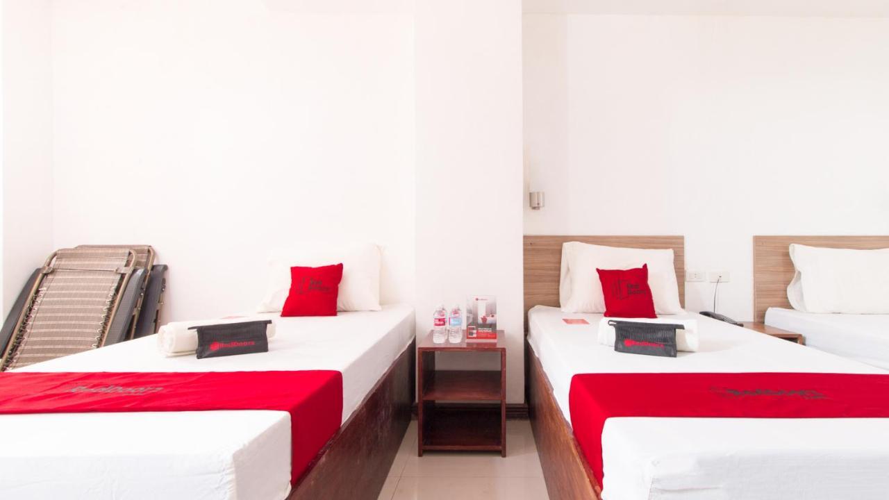 Reddoorz Plus Near Vigan City Commercial Center Ngoại thất bức ảnh
