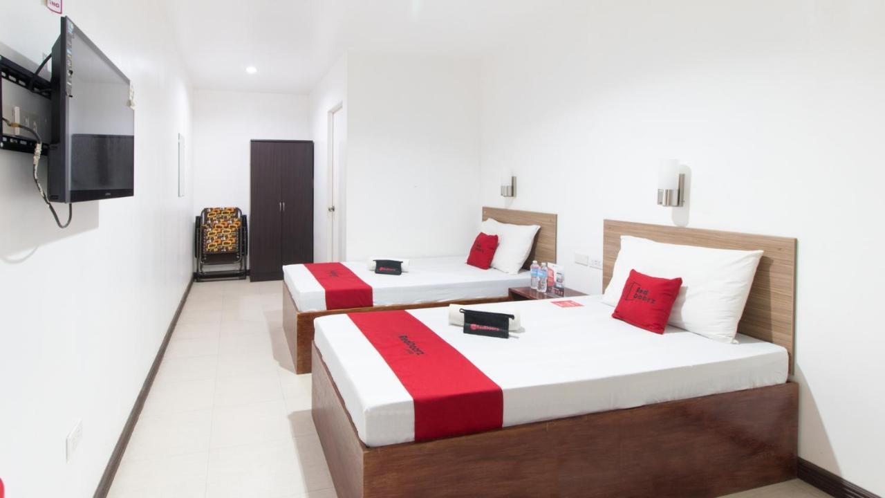Reddoorz Plus Near Vigan City Commercial Center Ngoại thất bức ảnh