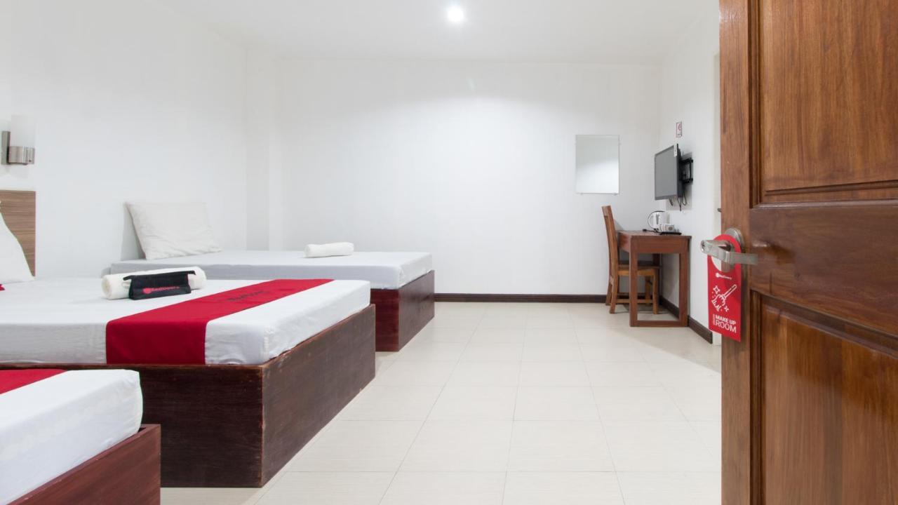 Reddoorz Plus Near Vigan City Commercial Center Ngoại thất bức ảnh