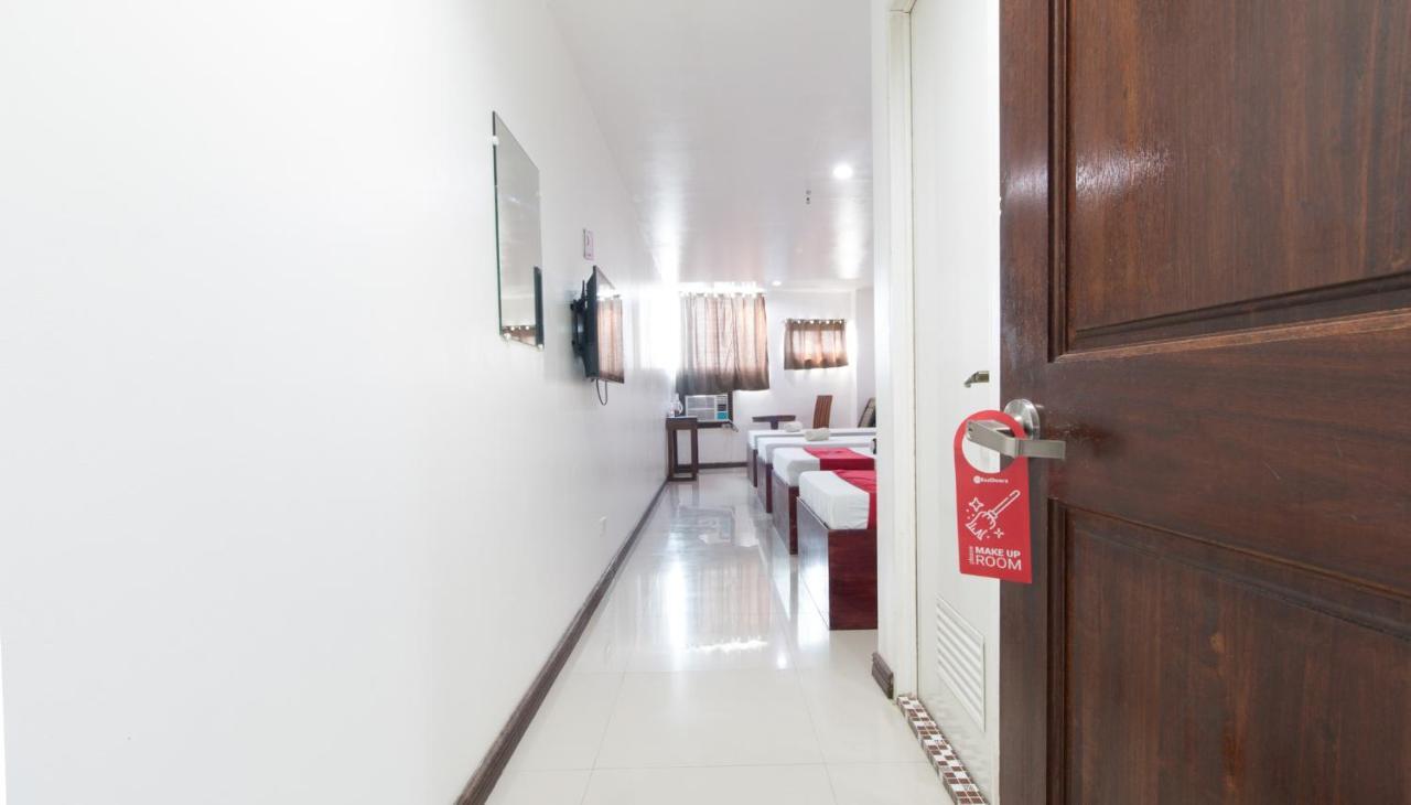 Reddoorz Plus Near Vigan City Commercial Center Ngoại thất bức ảnh